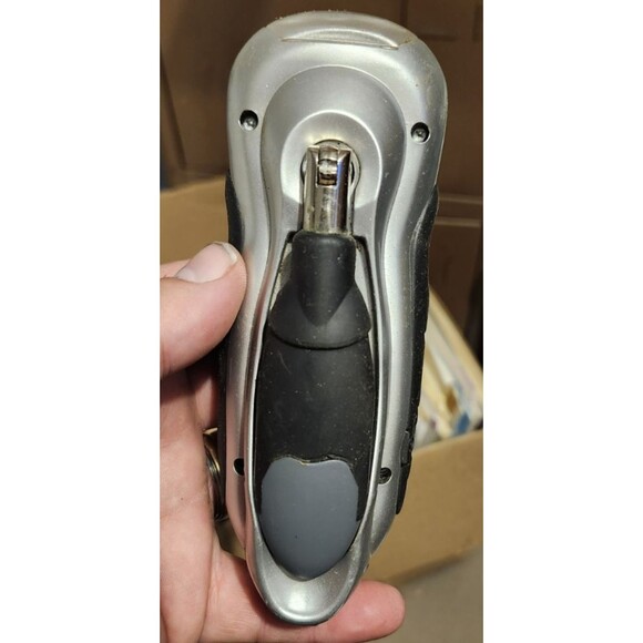 2 Wind-Up Hand Crank LED Flashlights – Silver/Black Emergency Camping Torches - Picture 2 of 10